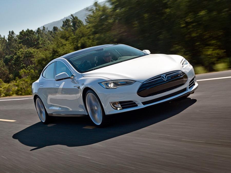  Tesla Model S 2012 года  (фото 3 из 88)